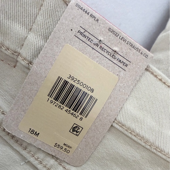 NWT LEVI’S SIZE 18 34x30 CLASSIC STRAIGHT leg FIT WOMEN'S JEANS safari tan - Picture 4 of 6